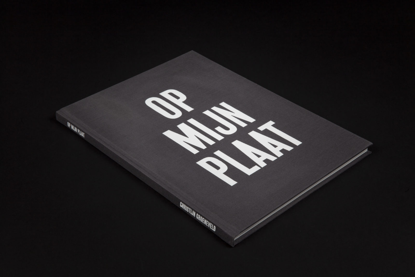 JELLE2019 04 26 3047